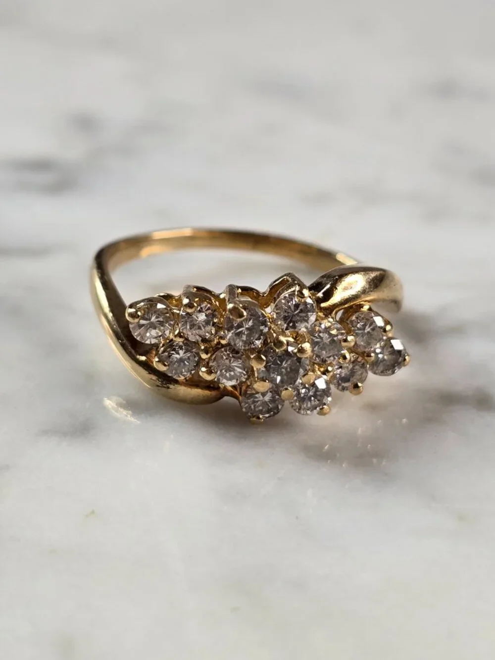 Womens Vintage Estate 14K Gold Diamond Cluster Ring 3.7g  #E7923